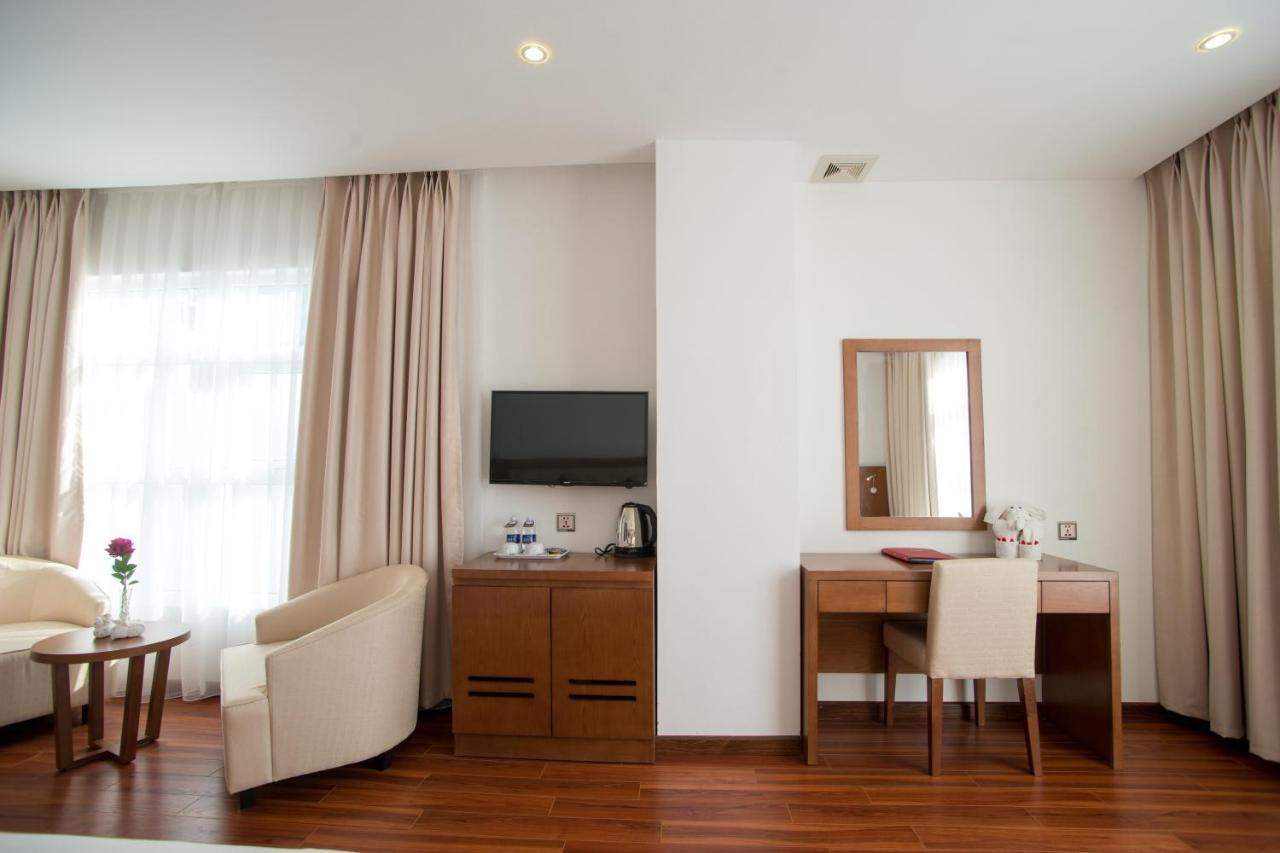 Centre Khách sạn 3*